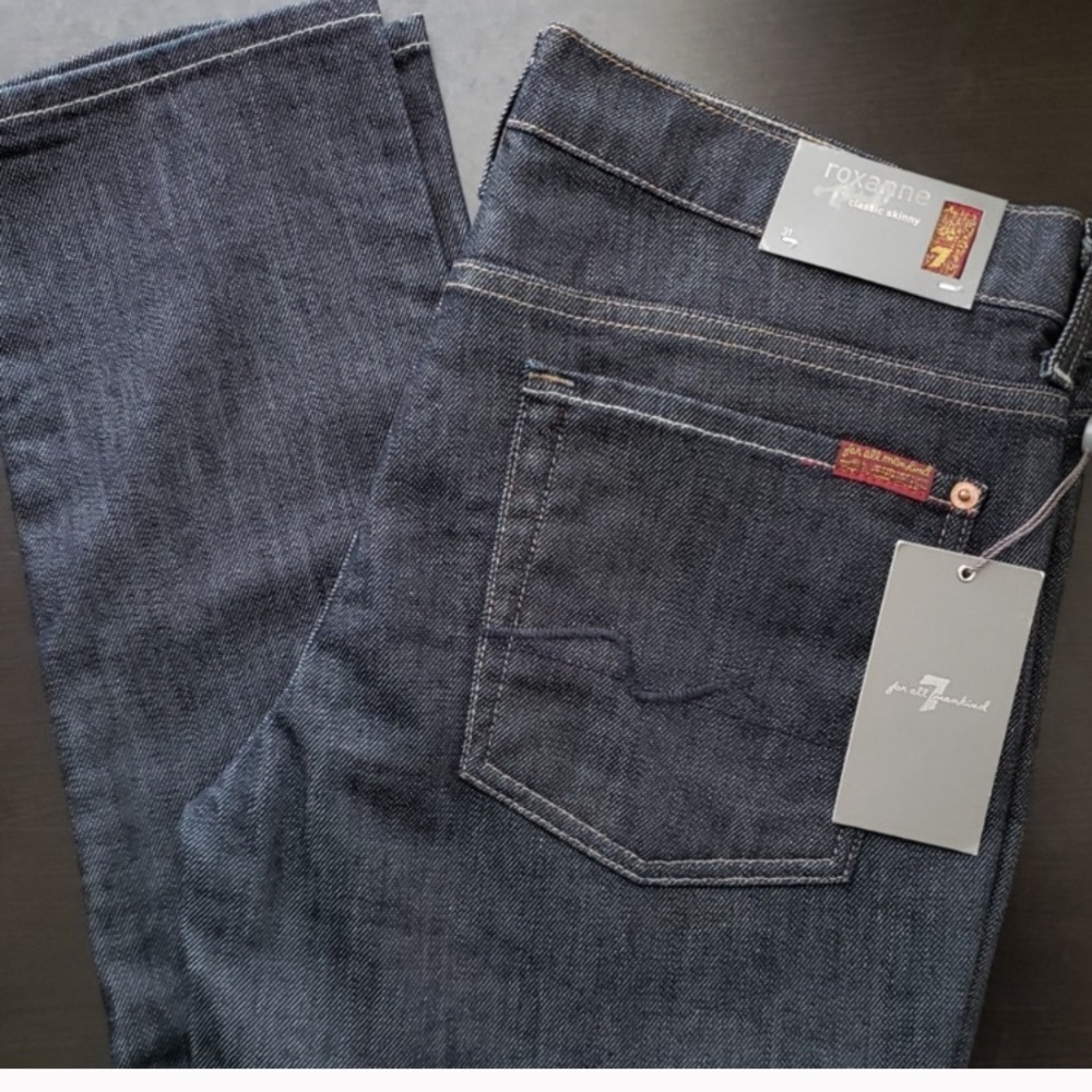 🇺🇸 NWT 7 For All Mankind Roxanne Jeans - Size 31